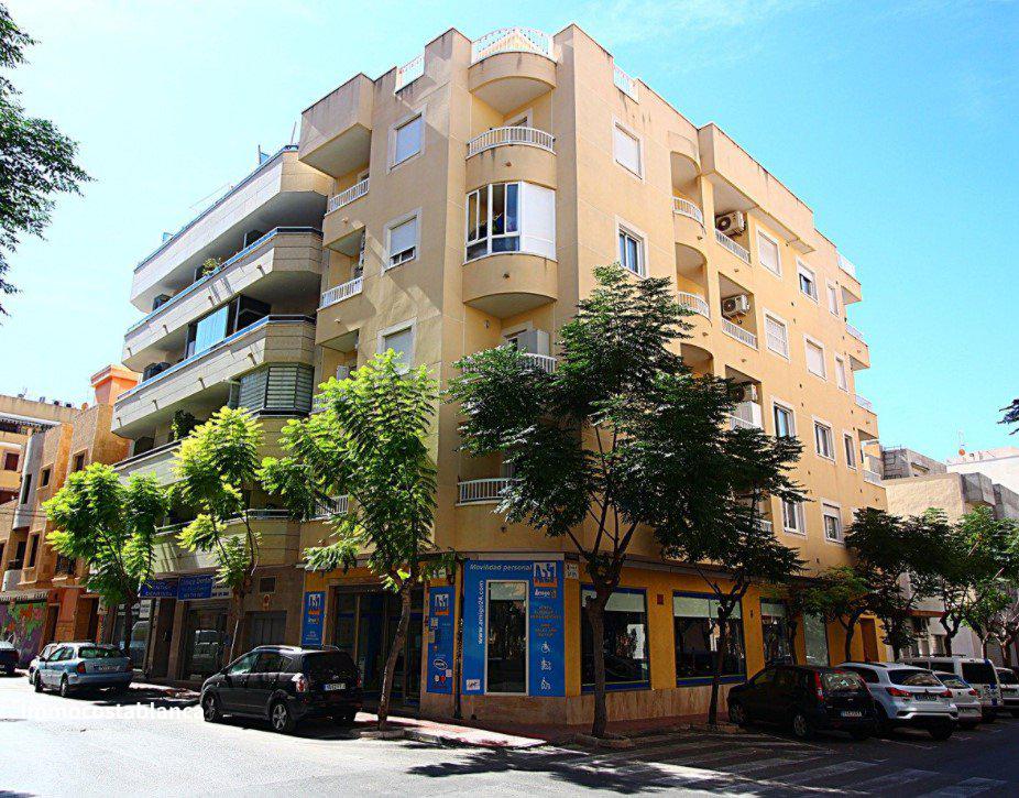 Apartment in Torrevieja, 66 m², 74,000 €, photo 1, listing 55999048