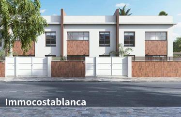 Terraced house in Pilar de la Horadada, 145 m²