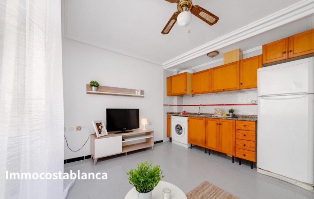 3 room apartment in Torrevieja, 55 m², 85,000 €, photo 3, listing 63937856