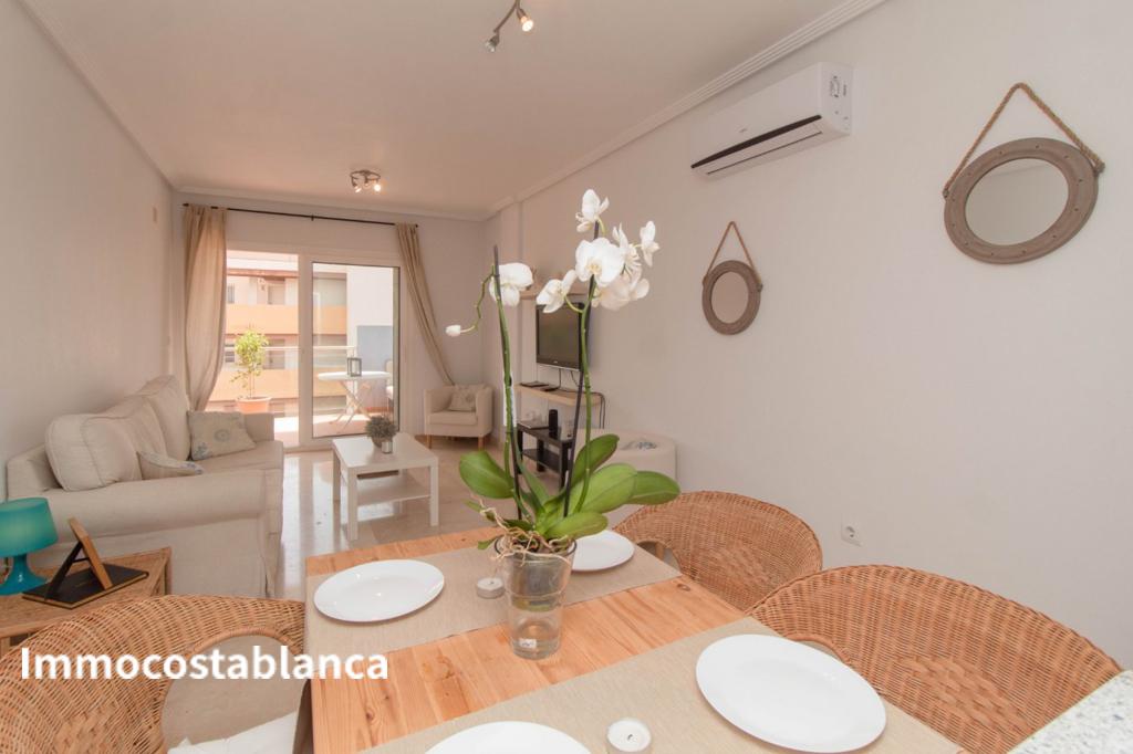 Apartment in Torrevieja, 64 m², 86,000 €, photo 1, listing 37618248