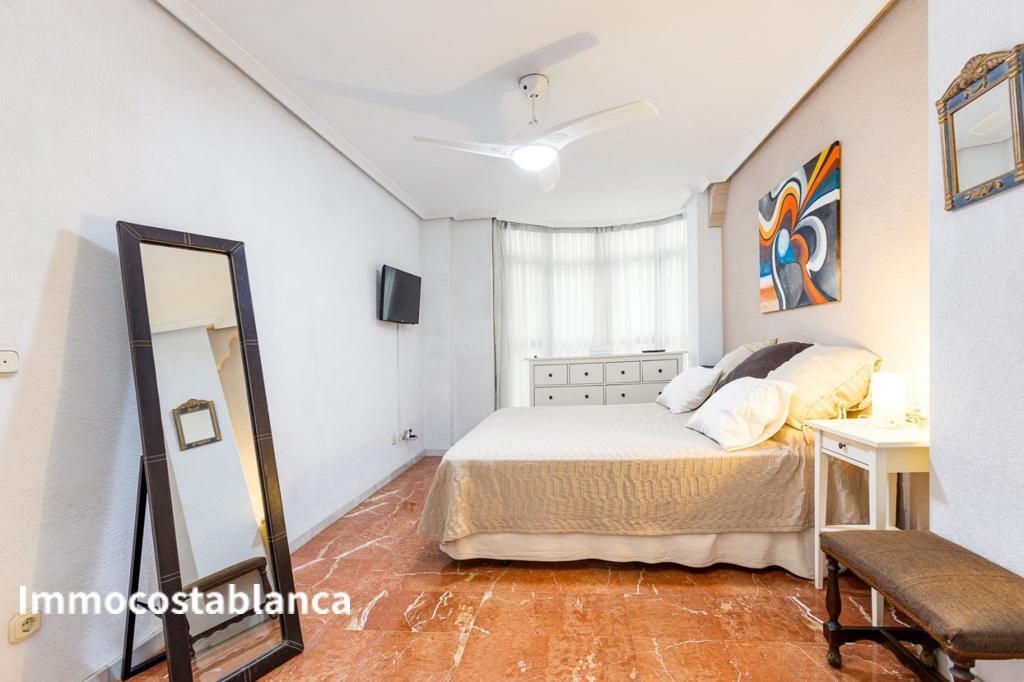 Apartment in Alicante, 140 m², 350,000 €, photo 5, listing 11672816