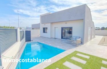 Villa in Pilar de la Horadada, 116 m²