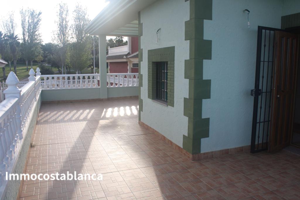 Villa in Torrevieja, 319 m², 550,000 €, photo 9, listing 18135536