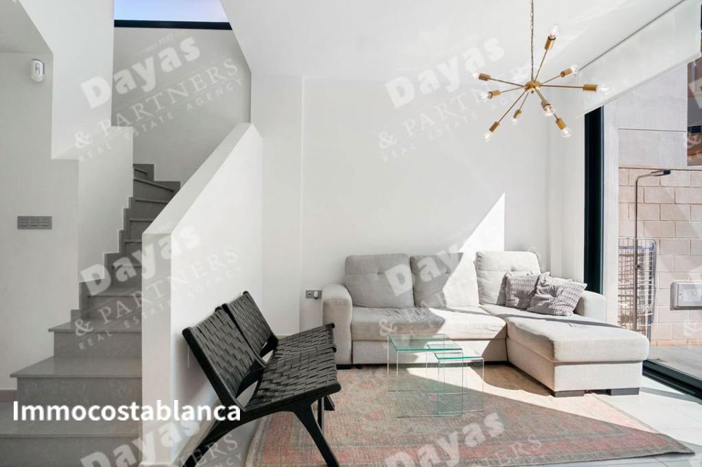 Villa in Torrevieja, 79 m², 280,000 €, photo 1, listing 9686496