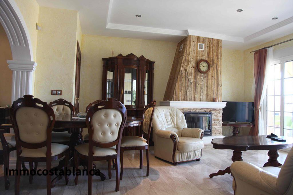 Detached house in Calpe, 210 m², 825,000 €, photo 3, listing 8045856