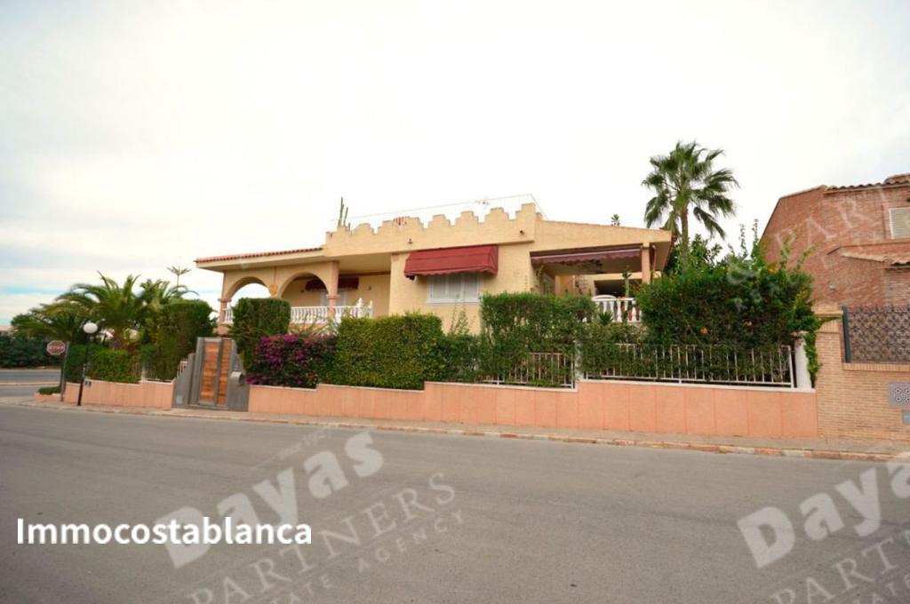 Villa in Torrevieja, 400 m², 1,290,000 €, photo 6, listing 6973696