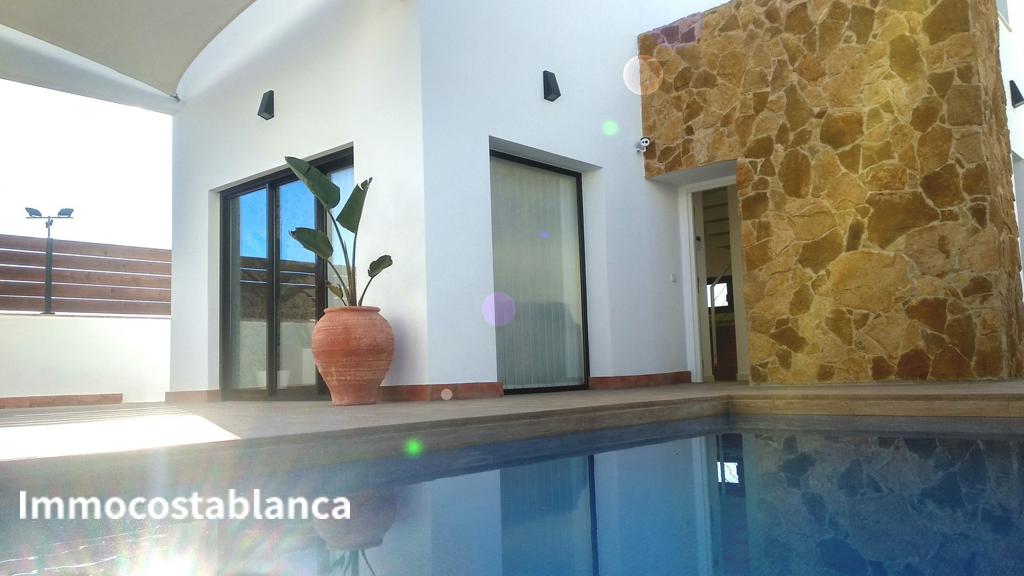 4 room villa in Torrevieja, 146 m², 279,000 €, photo 1, listing 4114248