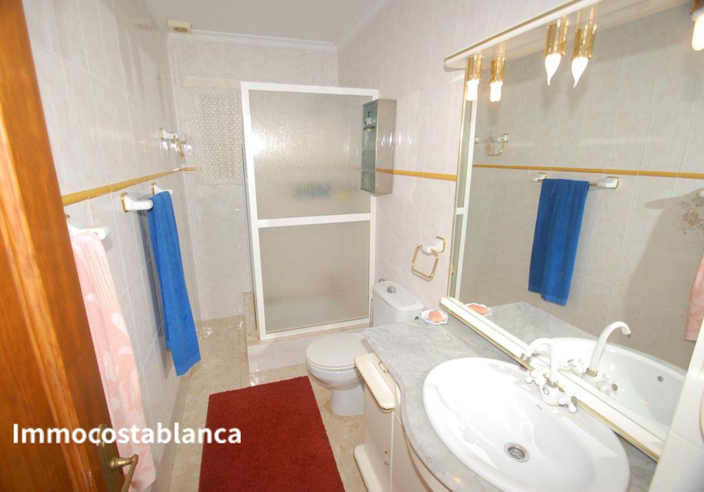 Detached house in Alicante, 400 m², 550,000 €, photo 8, listing 21923128