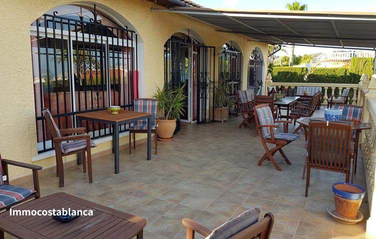 Villa in La Nucia, 690,000 €, photo 4, listing 13375456