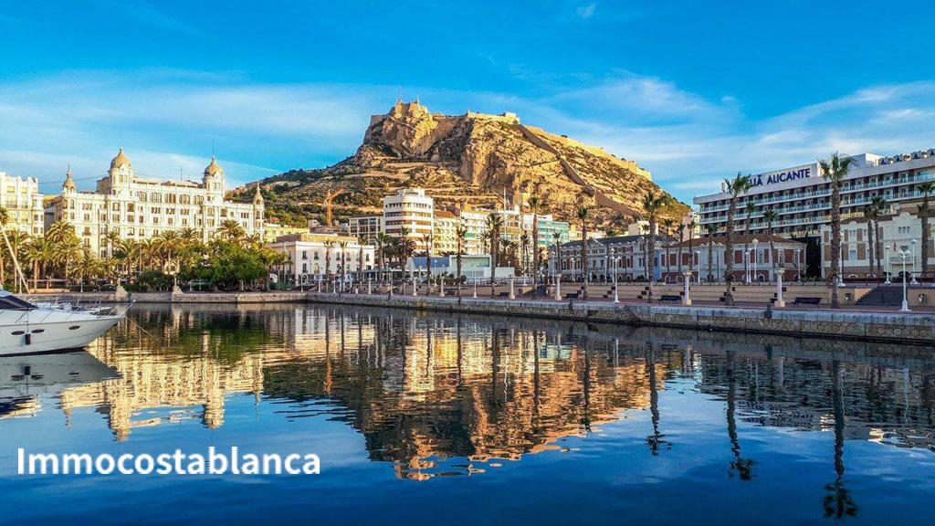 Apartment in Alicante, 74 m², 290,000 €, photo 1, listing 78127536