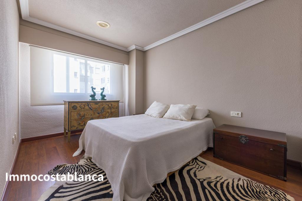 4 room apartment in Alicante, 148 m², 395,000 €, photo 8, listing 41117448