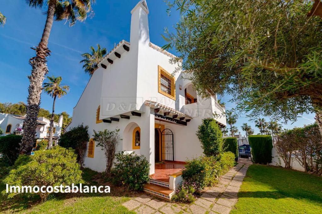 Villa in Dehesa de Campoamor, 140 m², 245,000 €, photo 1, listing 33942576