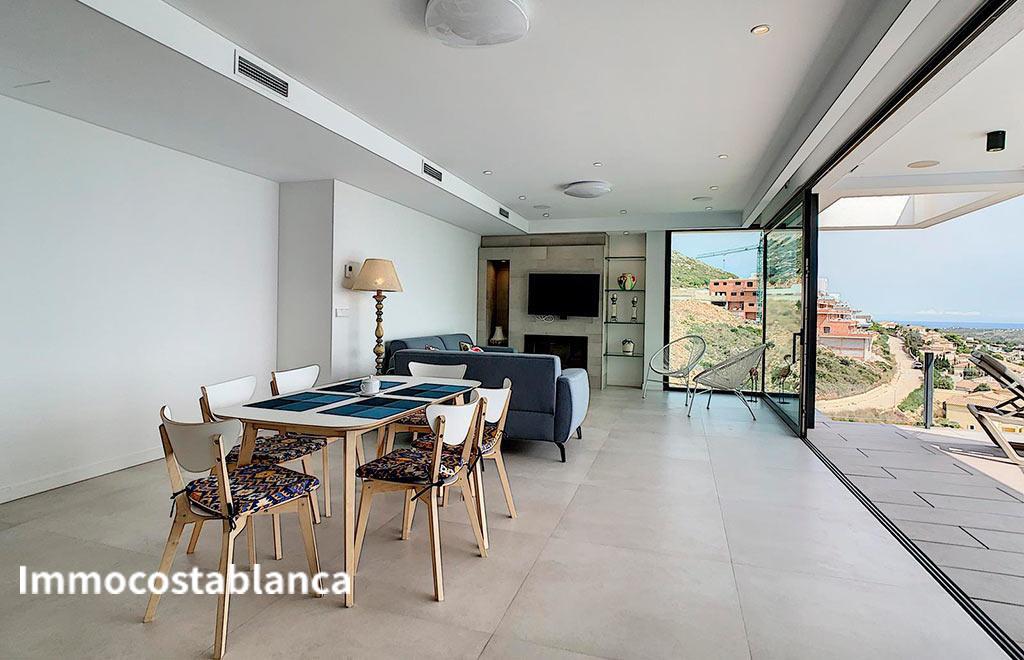 Villa in Alicante, 212 m², 1,350,000 €, photo 2, listing 16193696