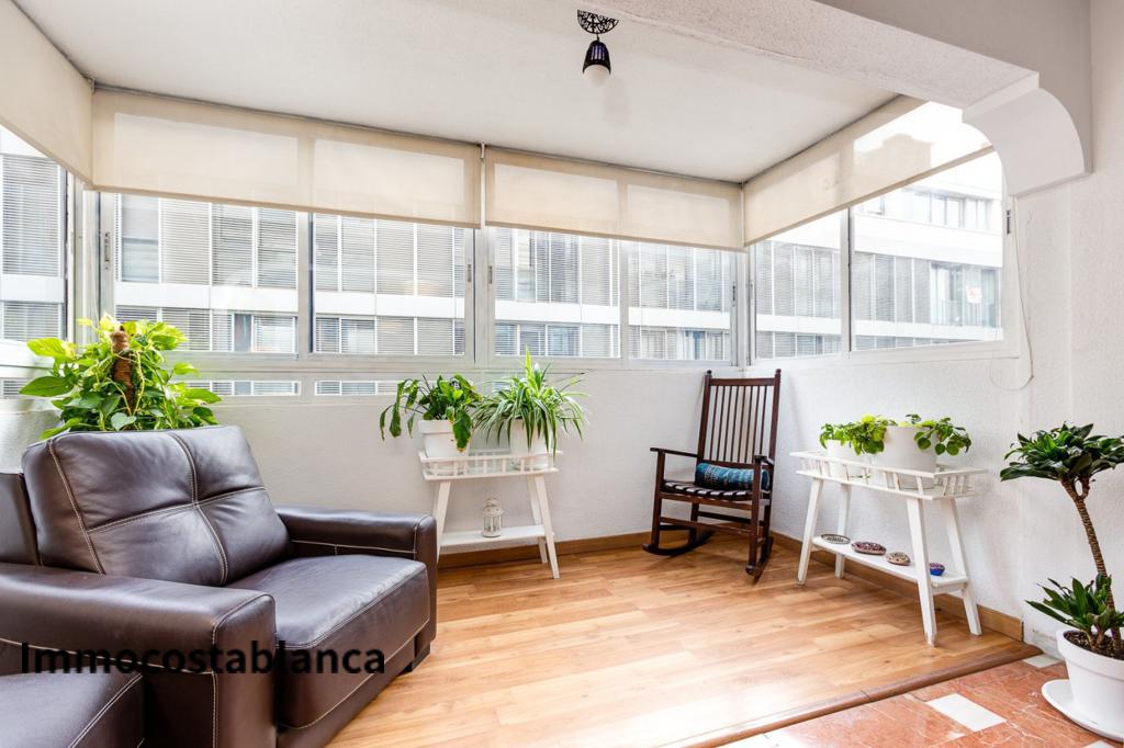 Apartment in Alicante, 140 m², 350,000 €, photo 1, listing 11672816
