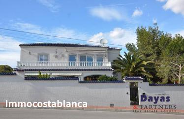 Detached house in Torrevieja, 220 m²