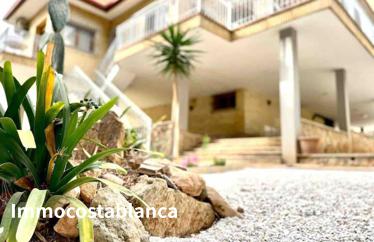 Villa in Orihuela Costa, 328 m²