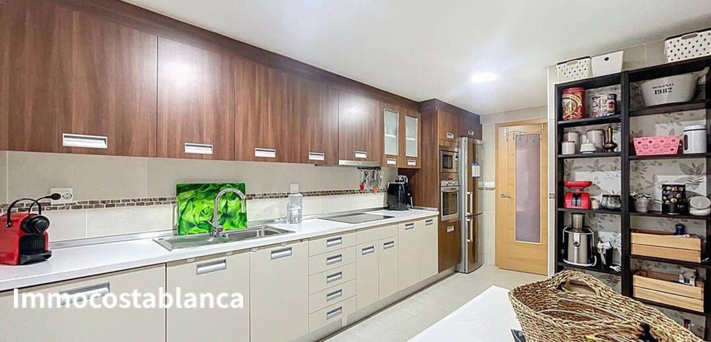 Apartment in Alicante, 106 m², 305,000 €, photo 1, listing 49610016