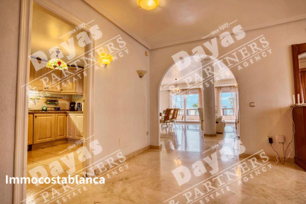 Townhome in Torrevieja, 907 m², 750,000 €, photo 8, listing 8975456