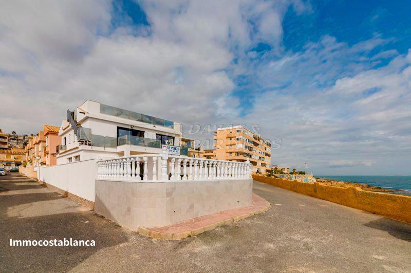 Villa in Torrevieja, 210 m², 990,000 €, photo 3, listing 39745136