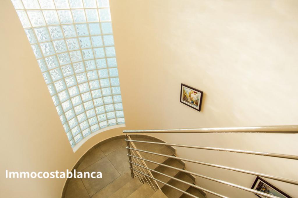 Villa in Villajoyosa, 310 m², 549,000 €, photo 8, listing 701448