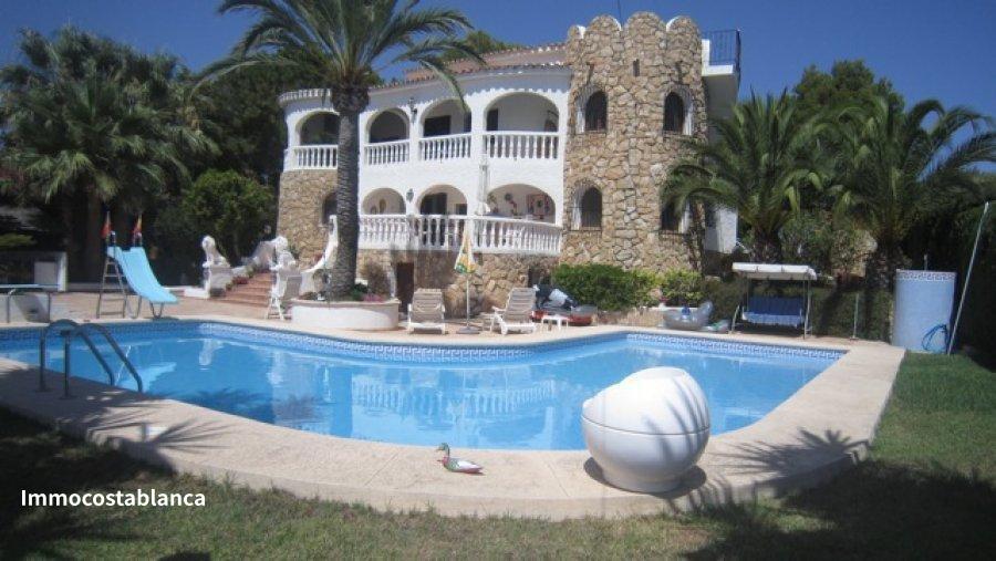 6 room villa in Calpe, 1,200,000 €, photo 1, listing 2127688