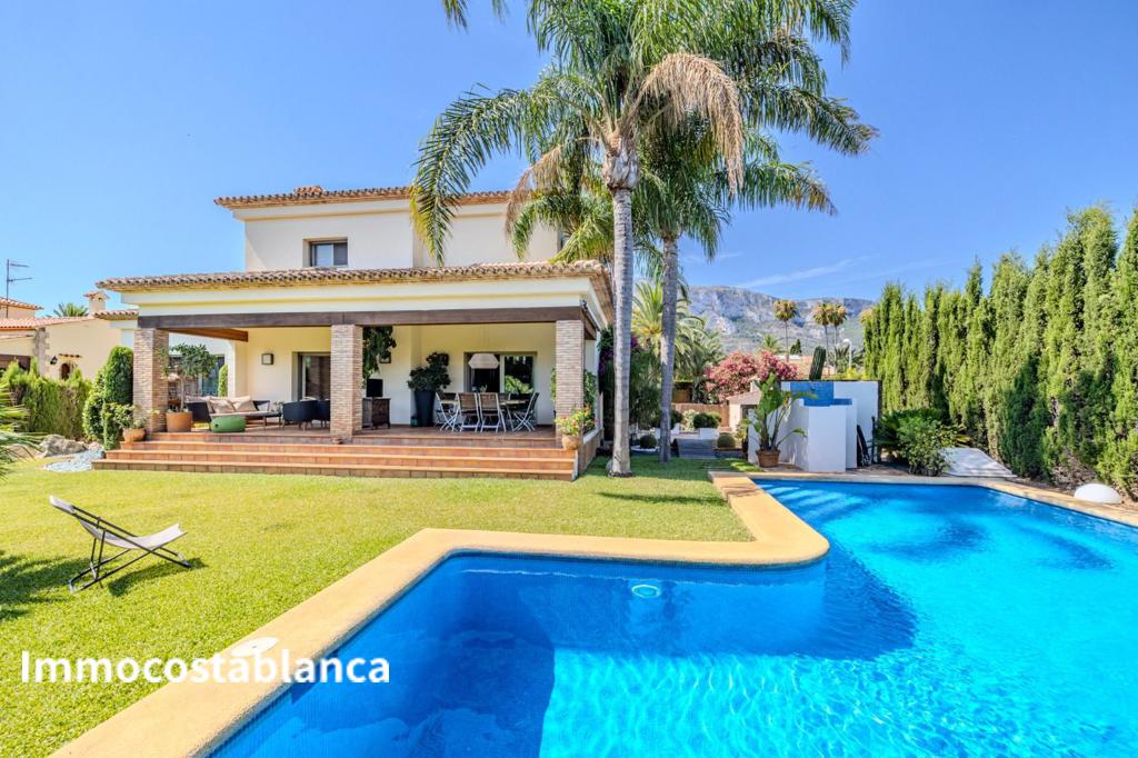 Detached house in Denia, 470 m², 1,400,000 €, photo 2, listing 28128416