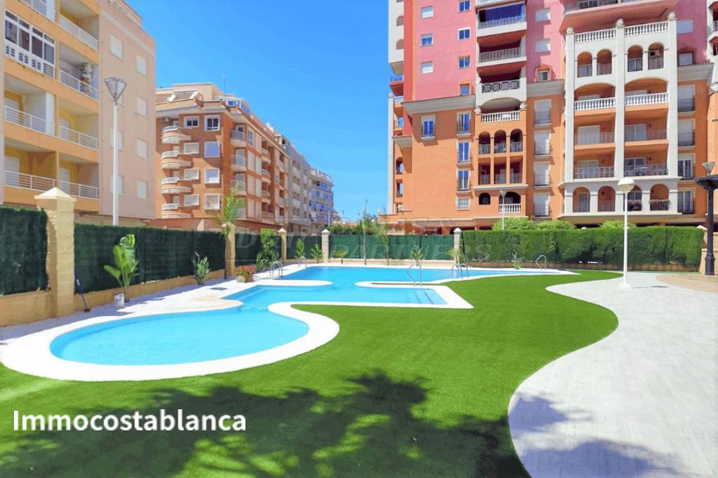 Apartment in Torrevieja, 115 m², 330,000 €, photo 5, listing 75910576