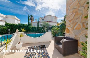 Villa in Dehesa de Campoamor, 82 m²