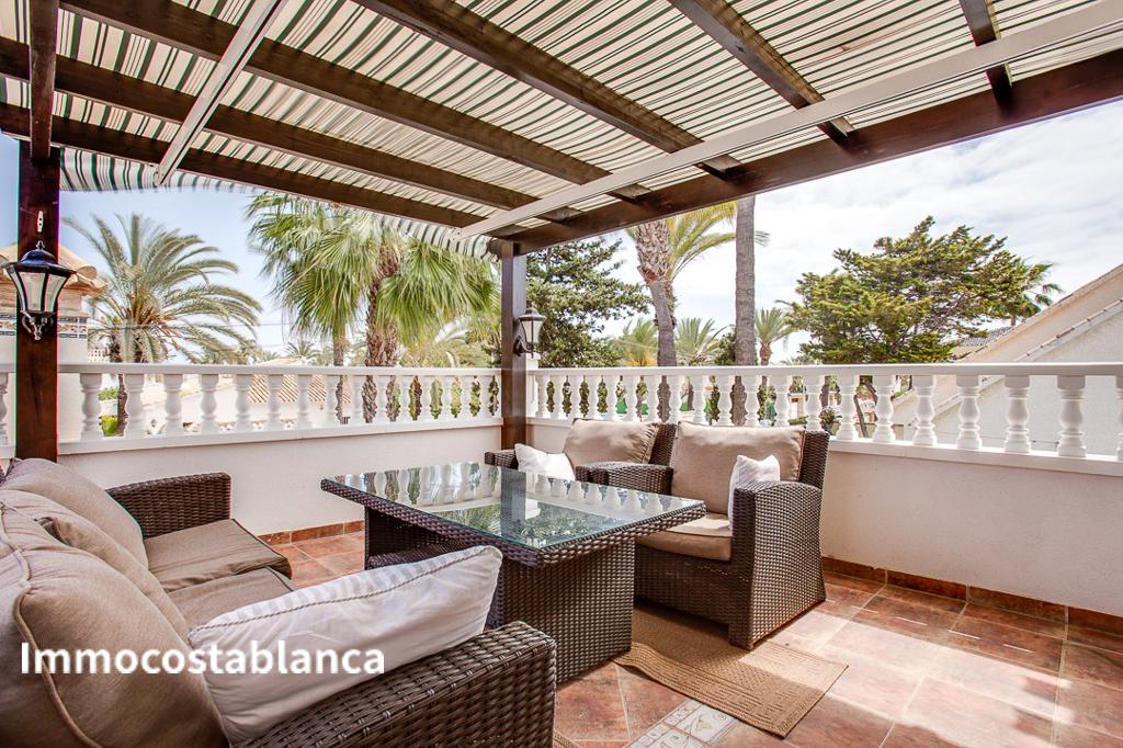 Villa in Cabo Roig, 201 m², 700,000 €, photo 3, listing 72787128