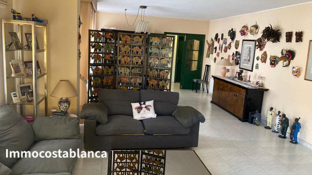 5 room apartment in L'Alfàs del Pi, 234 m², 200,000 €, photo 9, listing 62045528