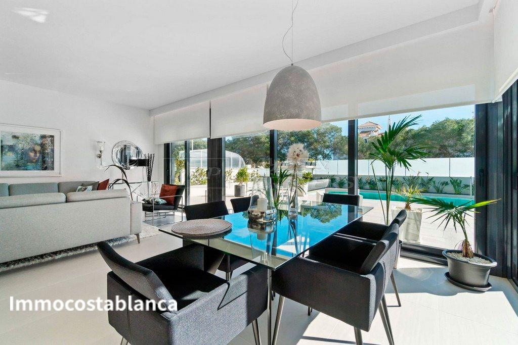 Villa in Dehesa de Campoamor, 234 m², 1,250,000 €, photo 1, listing 54606656