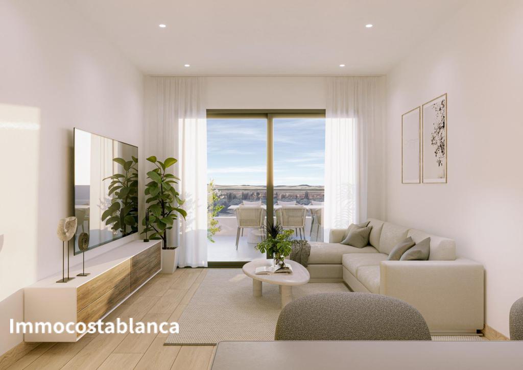 Apartment in Torrevieja, 65 m², 310,000 €, photo 1, listing 31360416
