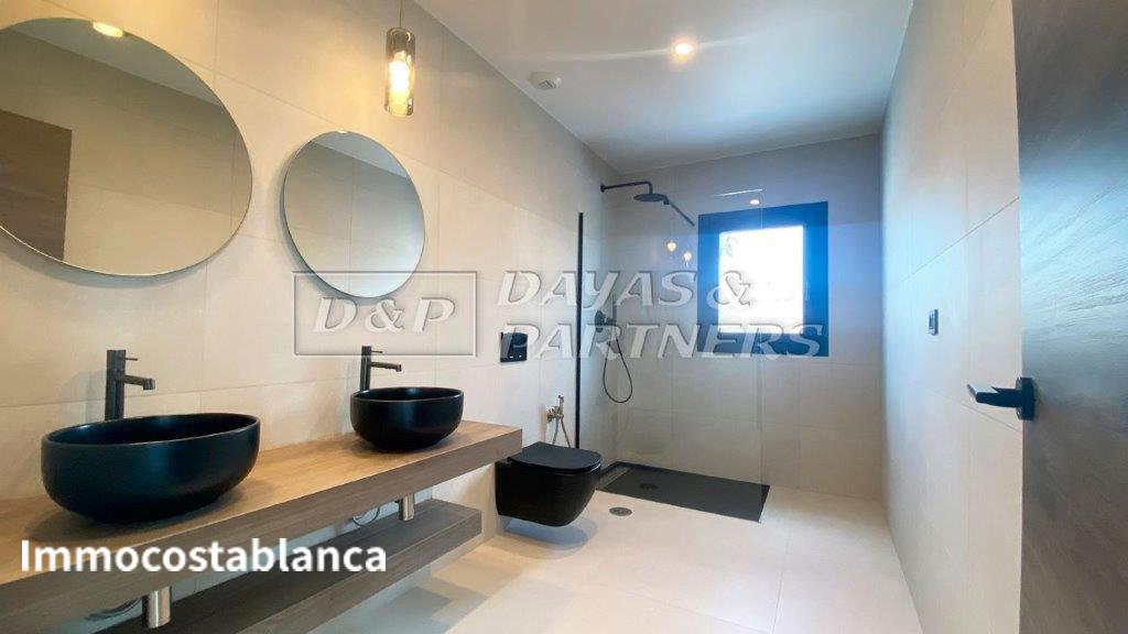 Villa in Torrevieja, 420 m², 1,350,000 €, photo 1, listing 32643376