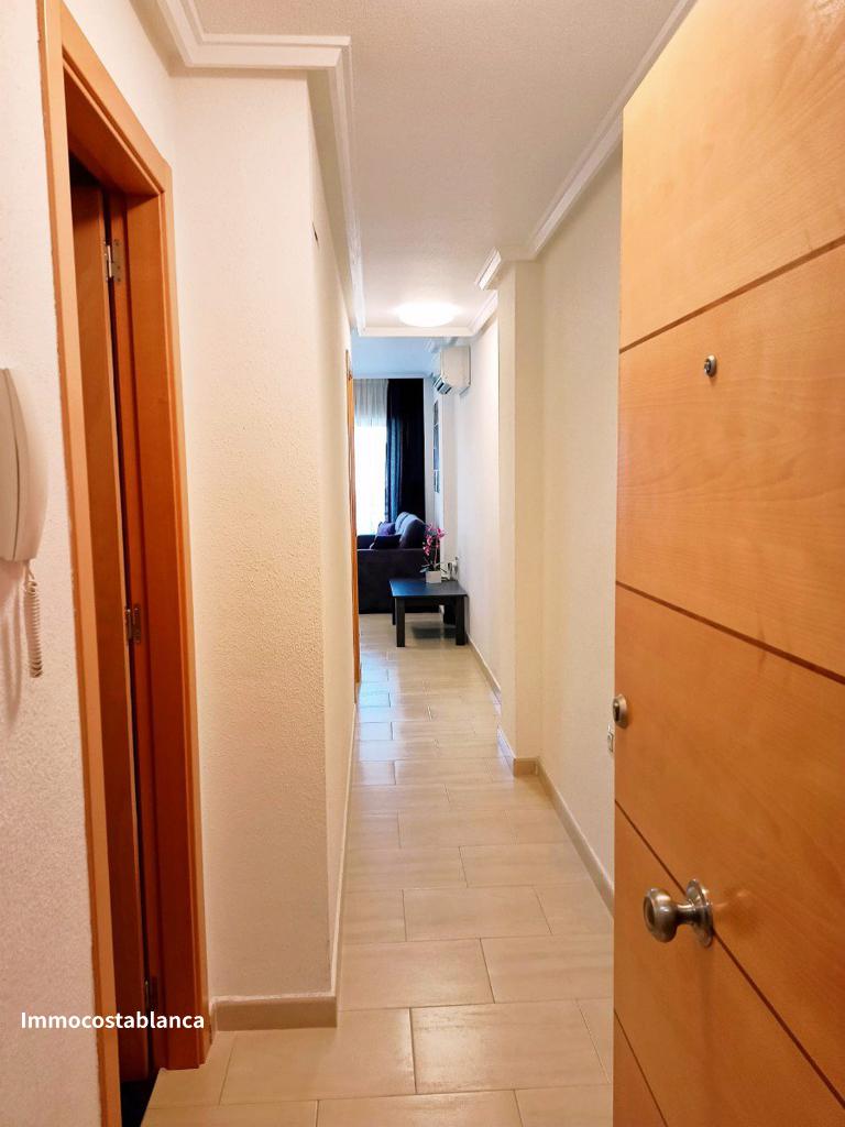 Apartment in Torrevieja, 71 m², 140,000 €, photo 8, listing 14853056
