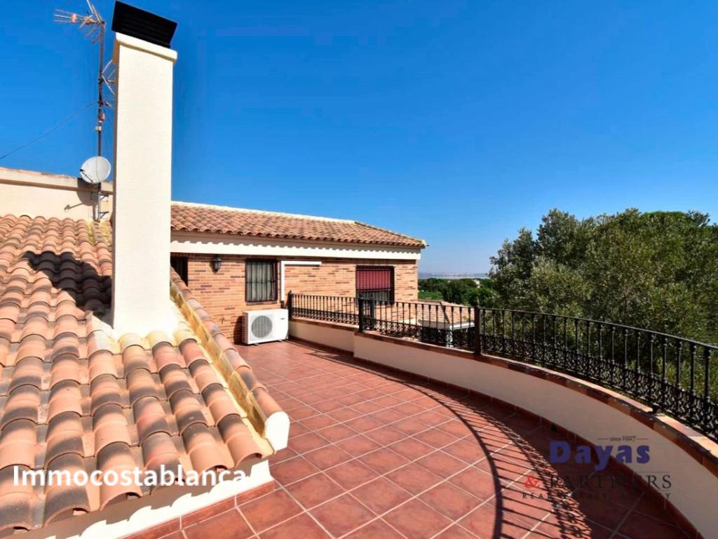 Villa in Torrevieja, 400 m², 895,000 €, photo 1, listing 56140016