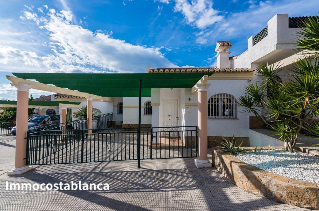 Terraced house in La Nucia, 180 m², 179,000 €, photo 2, listing 32243128