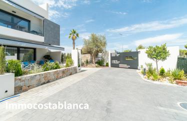 Apartment in Torrevieja, 74 m²