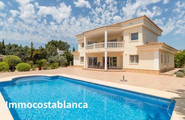 Detached house in Moraira, 279 m²