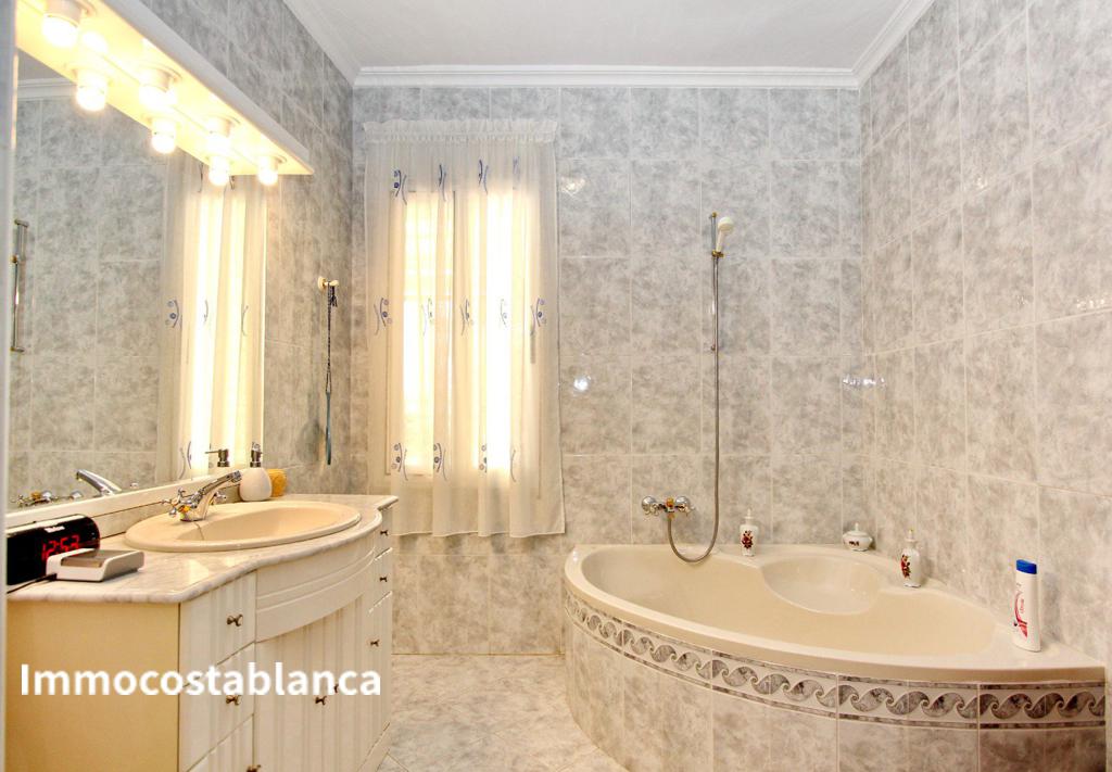 Villa in La Nucia, 263 m², 580,000 €, photo 4, listing 29558416