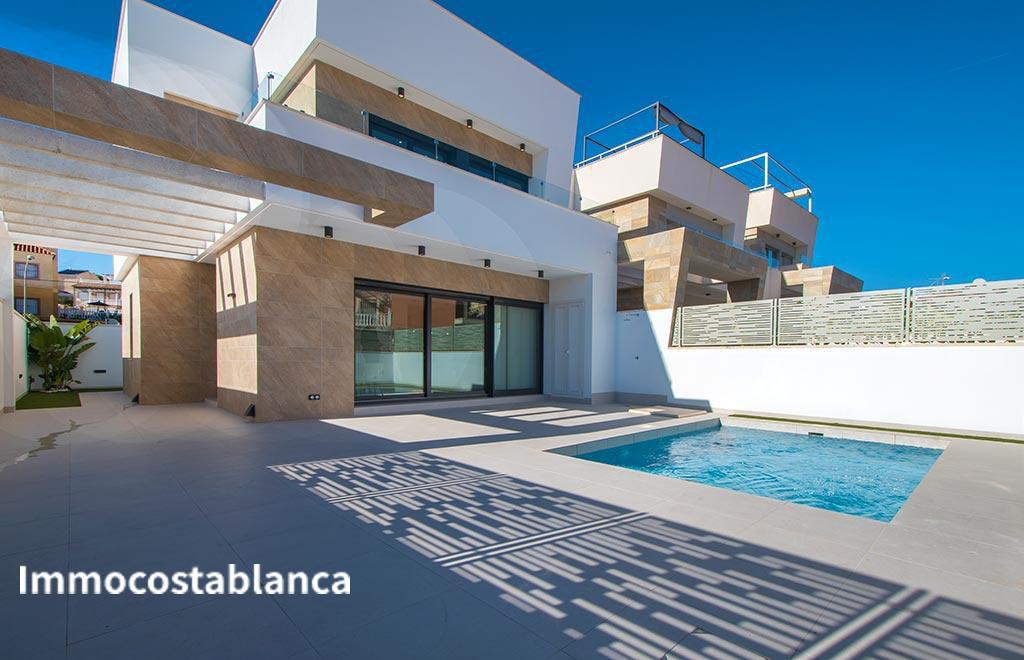 Villa in San Miguel de Salinas, 155 m², 365,000 €, photo 1, listing 2206328