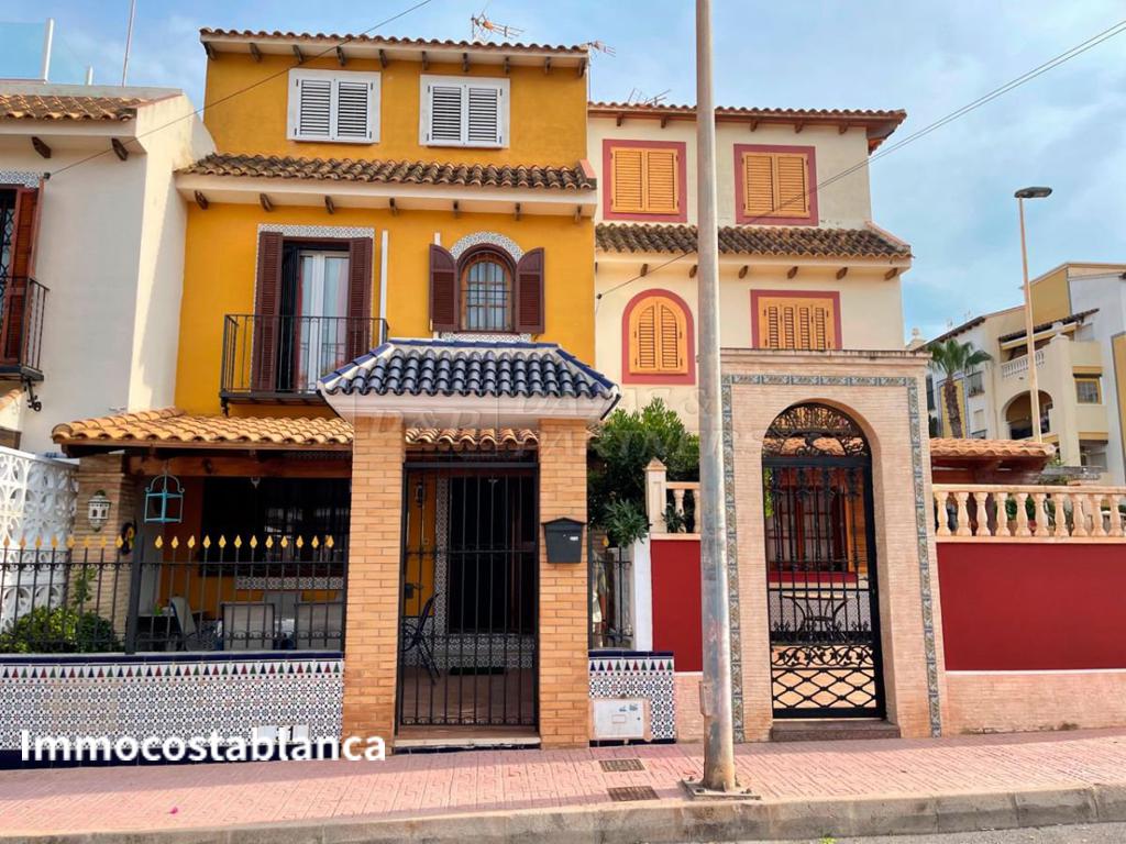 Townhome in Torrevieja, 120 m², 235,000 €, photo 2, listing 4175456