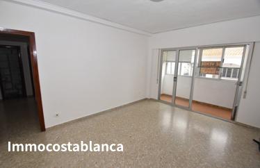 Apartment in Alicante, 100 m²