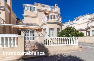 Villa in Orihuela Costa, 105 m²