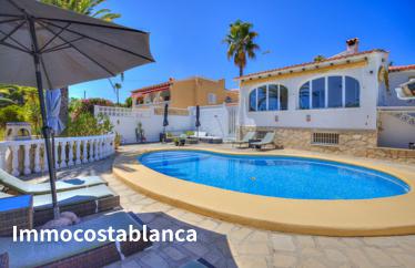 Detached house in Moraira, 289 m²