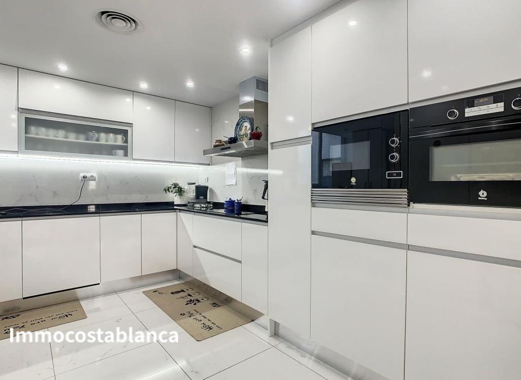 Apartment in Alicante, 148 m², 269,000 €, photo 3, listing 34902496