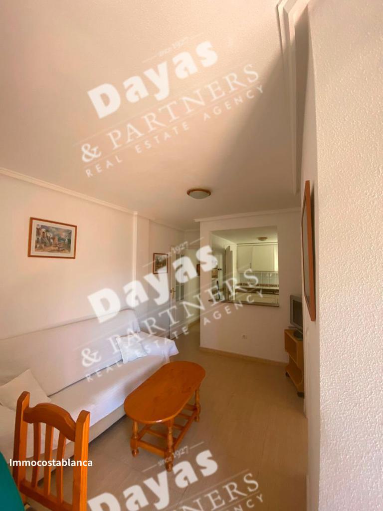 Apartment in Torrevieja, 70 m², 132,000 €, photo 1, listing 11016176