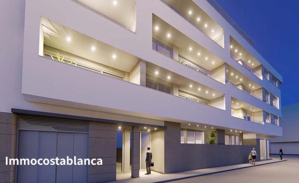 Apartment in Torrevieja, 108 m², 495,000 €, photo 1, listing 28687536