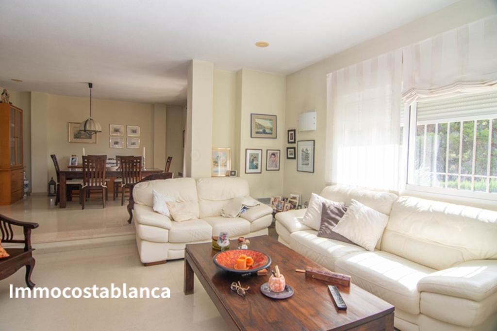 Villa in La Nucia, 290 m², 578,000 €, photo 8, listing 33736816