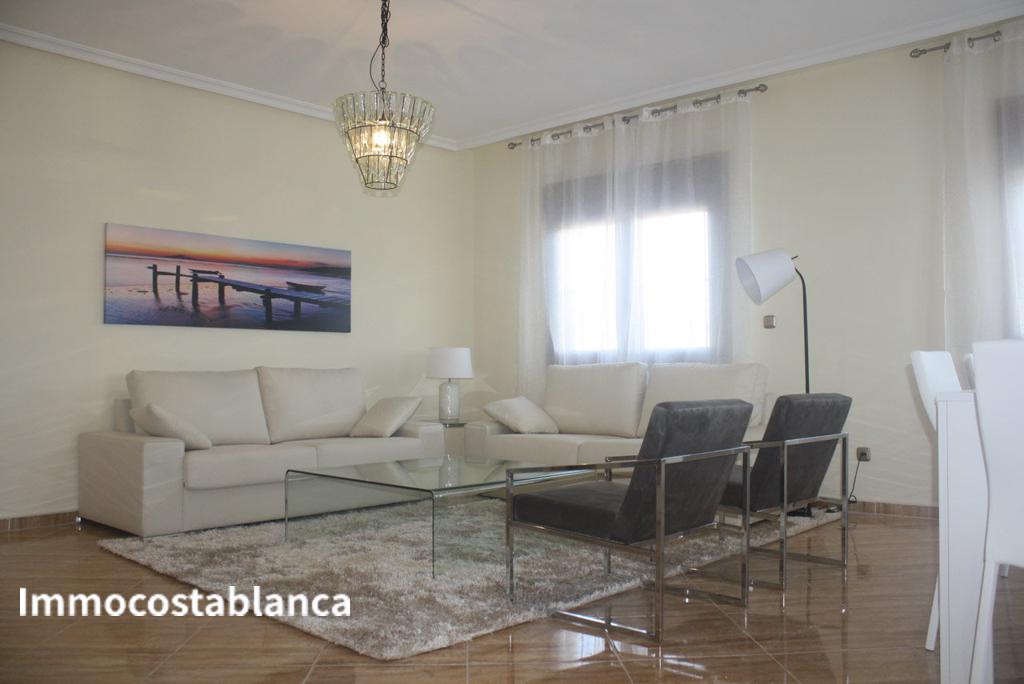 4 room villa in Alicante, 319 m², 525,000 €, photo 1, listing 13480816