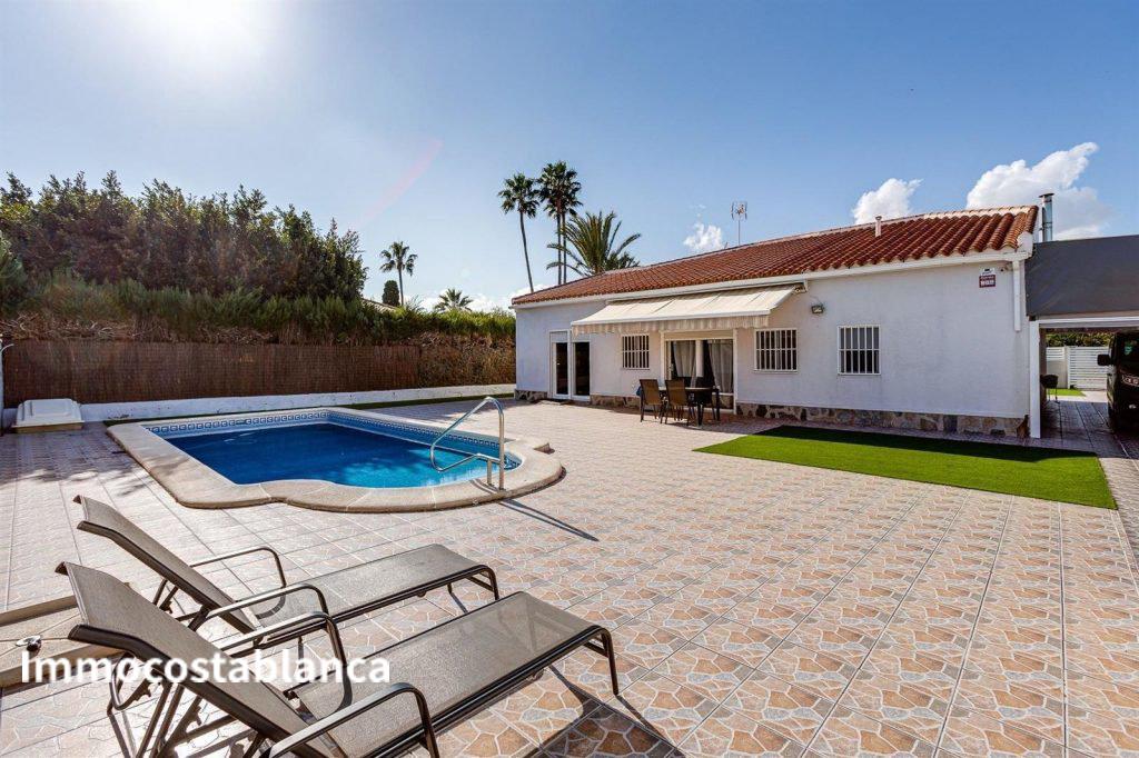4 room detached house in Torrevieja, 120 m², 400,000 €, photo 3, listing 62306656